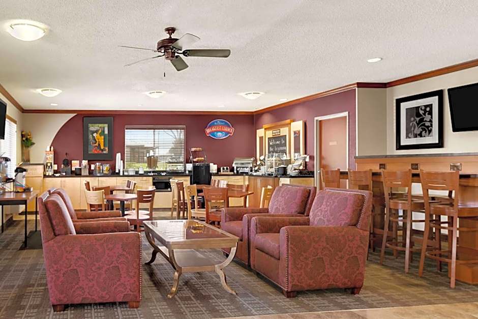 Baymont by Wyndham Denver West/Federal Center
