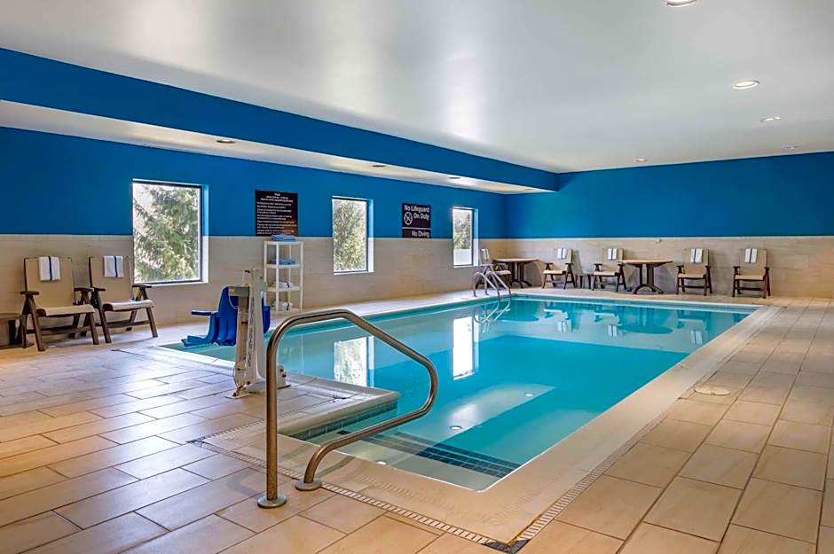 Hampton Inn By Hilton Greenfield, In