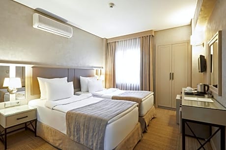 Deluxe Single Room