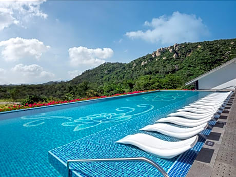 Sheraton Maoming Hot Spring Resort