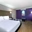 La Quinta Inn & Suites by Wyndham Kansas City Lenexa