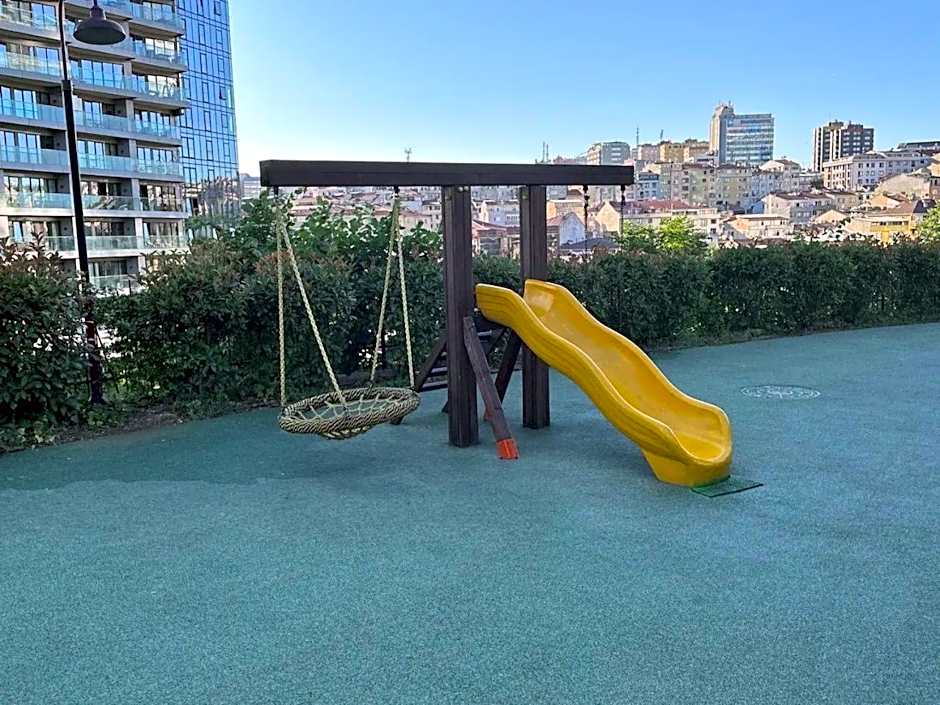 Enjoy luxury family apt