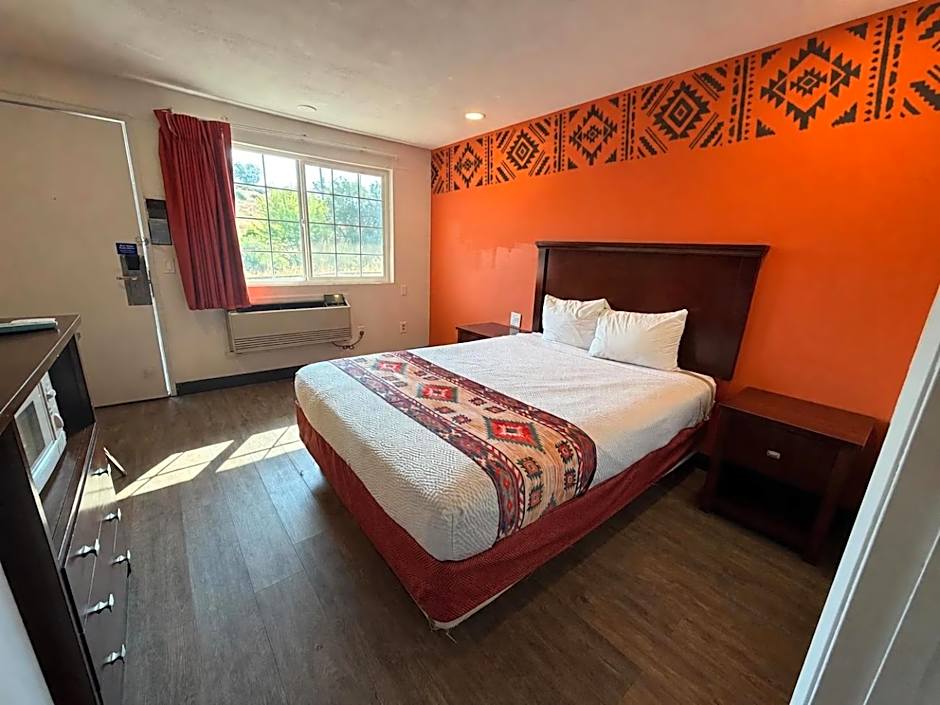 Motel 6 Pendleton, OR - West