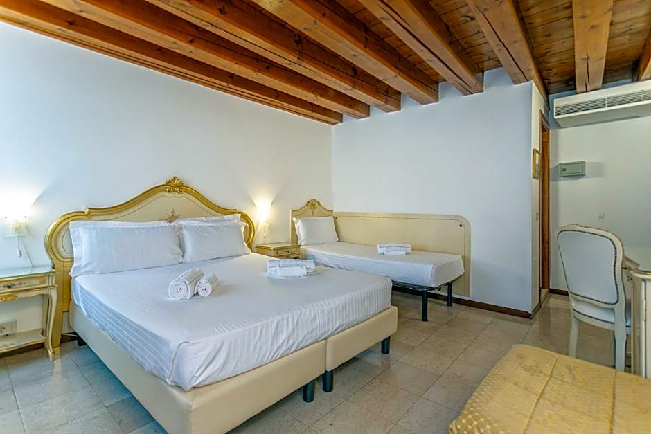 Hotel Orion