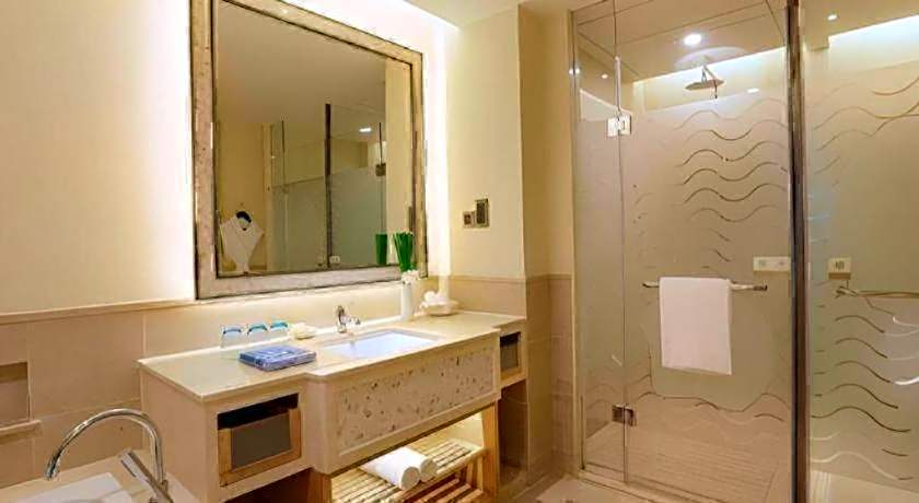 Chimelong Hengqin Bay Hotel