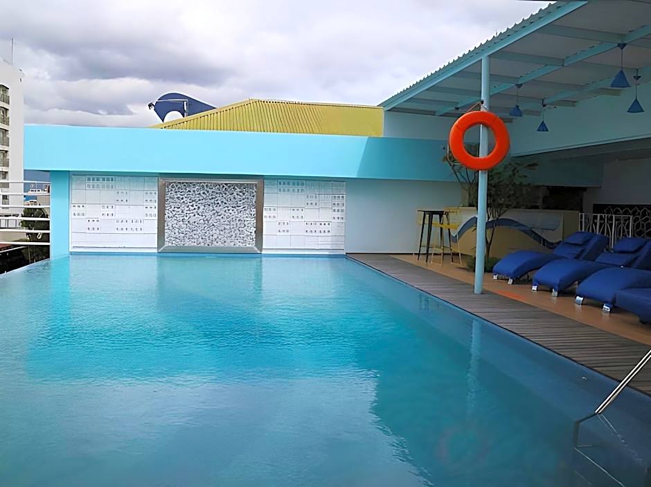 RedDoorz Premium near Bandung Station