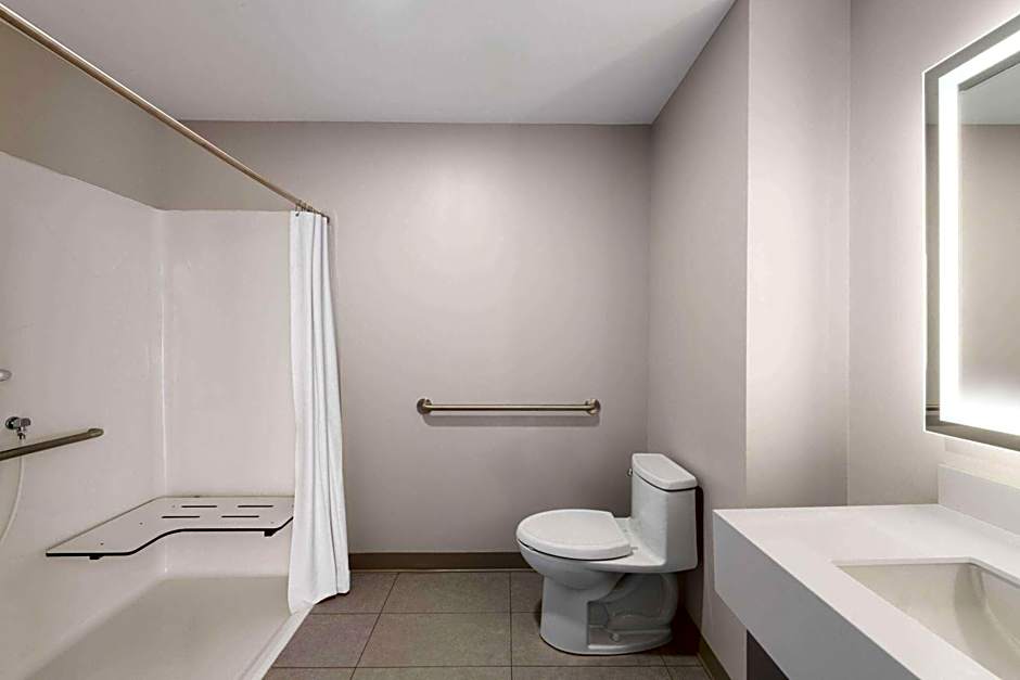 Microtel Inn & Suites by Wyndham Lachute