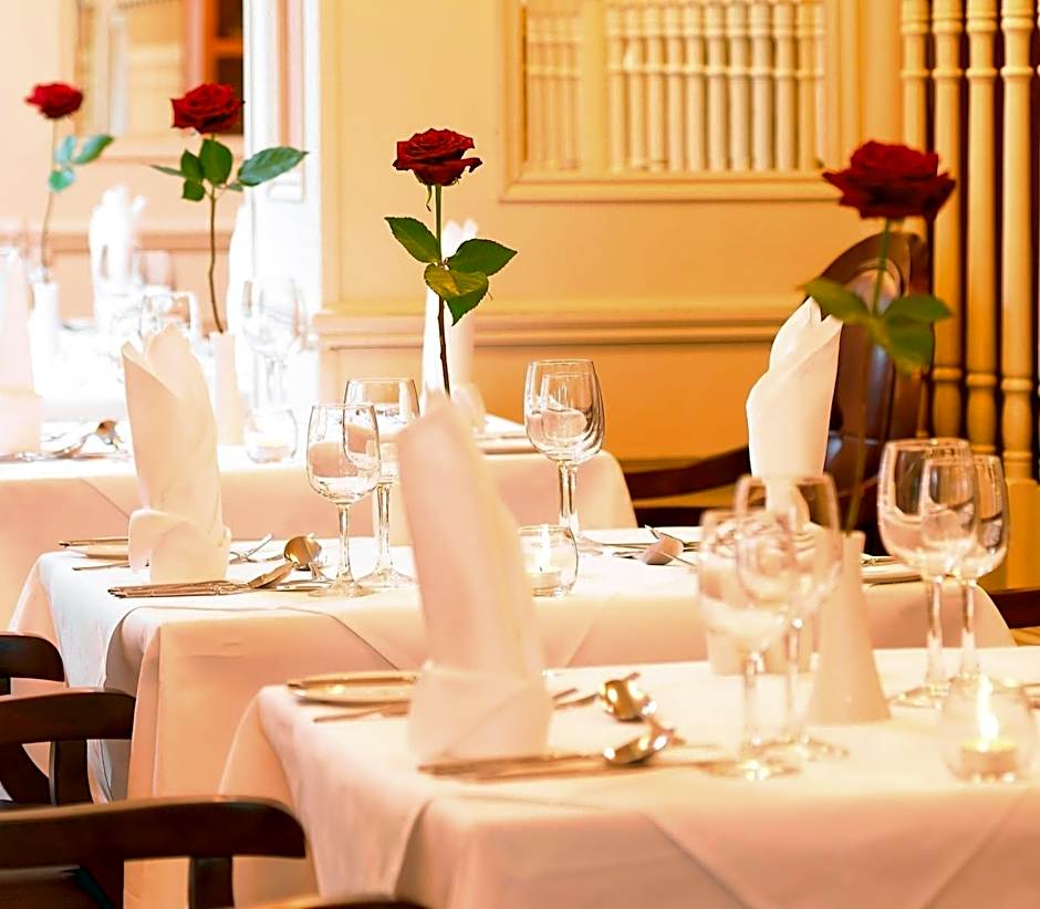 Castlecourt Hotel, Spa & Leisure