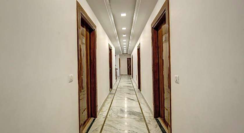 Hotel Rahul Palace