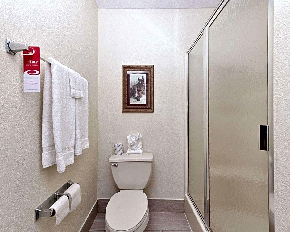 Econo Lodge Inn & Suites Shelbyville