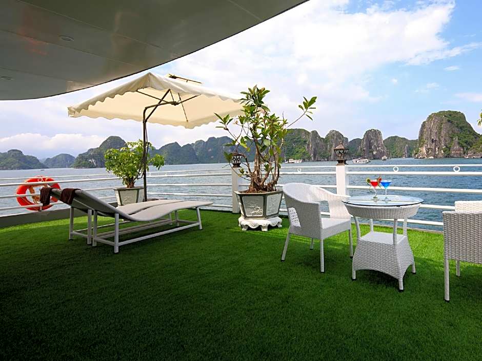 Halong Silversea Cruise