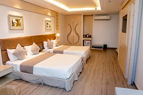 Family Suite City River View