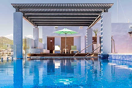 Comfort Inn & Suites Los Cabos