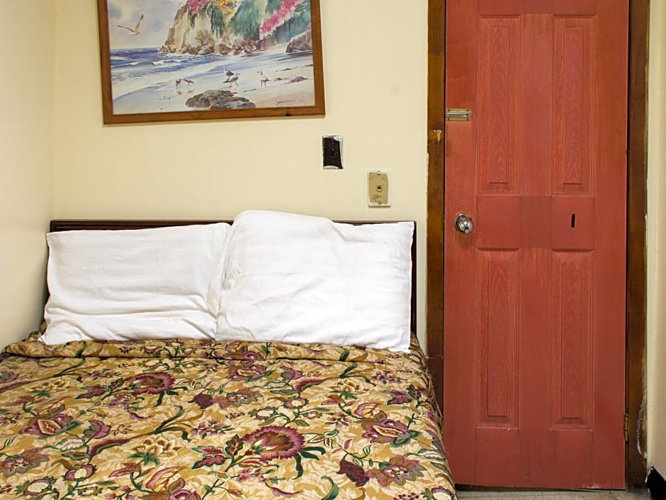 New World Hotel