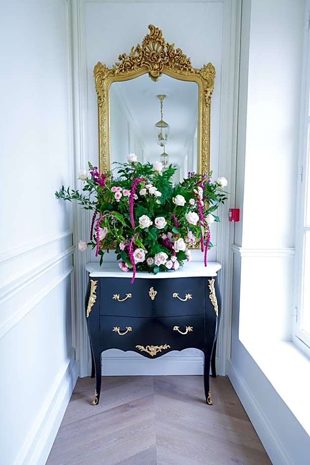 Le Château d Hardricourt