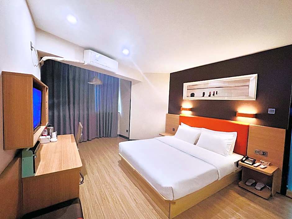 7 Days Premium Changsha Wuyi Plaza Metro Station