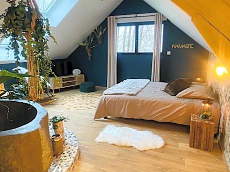 Queen Room with Garden View
