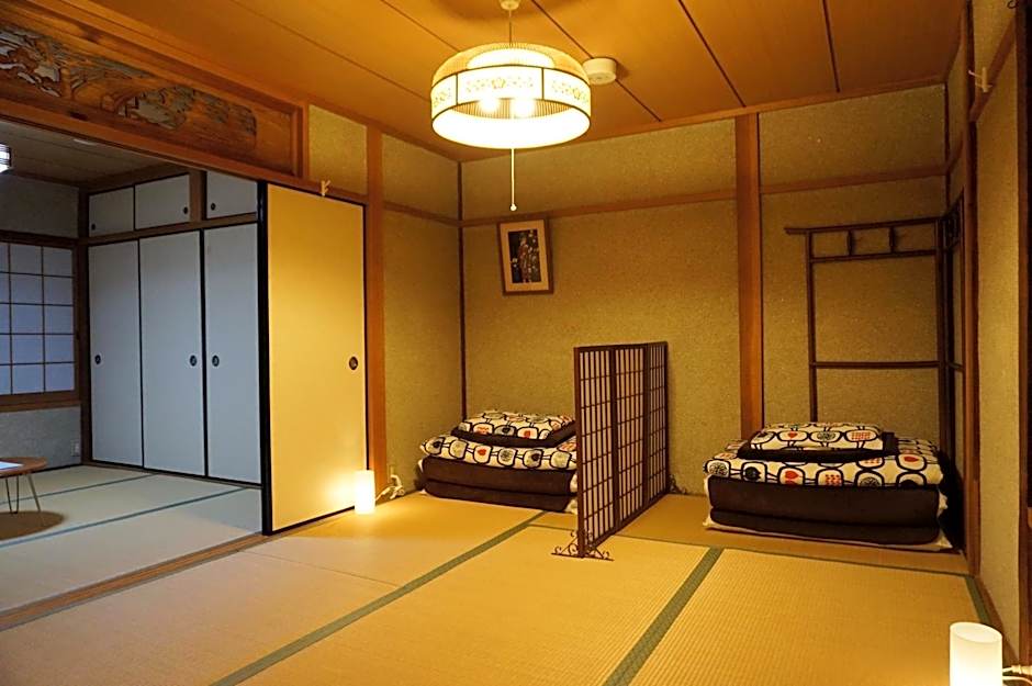Guesthouse Ten-roku - Female Only