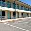Econo Lodge Inn & Suites