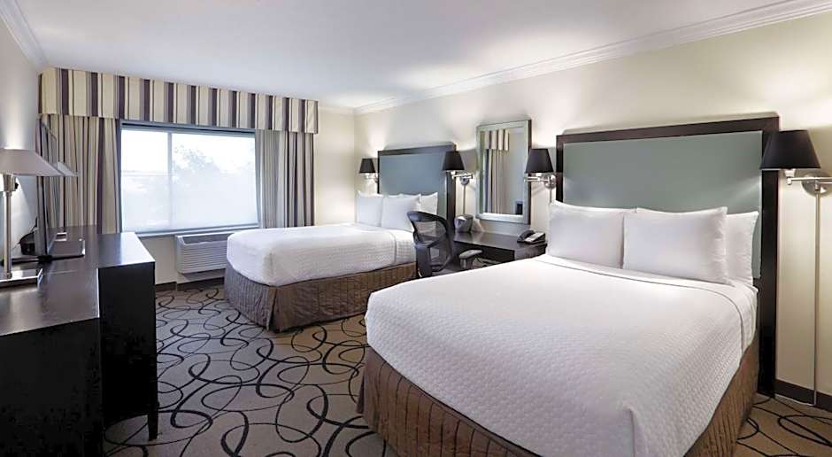 Photo 1 of 7 of 2 Double Beds