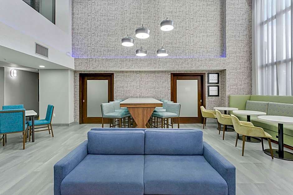 Hampton Inn By Hilton Houston-Pearland