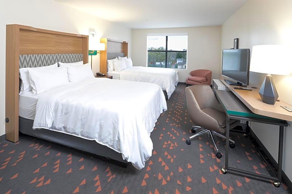 Holiday Inn Hotel & Suites - Mount Pleasant By IHG