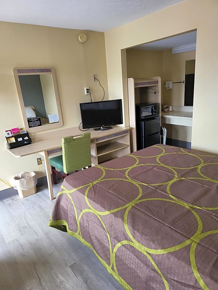 Budget Host Inn Bristol