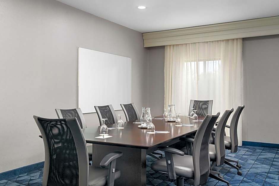 Courtyard by Marriott Richmond North/Glen Allen