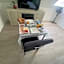 B&B nancy in holland met eigen badkamer , Jacuzzi niet inclusief , independent bathroom jacuzzi not included
