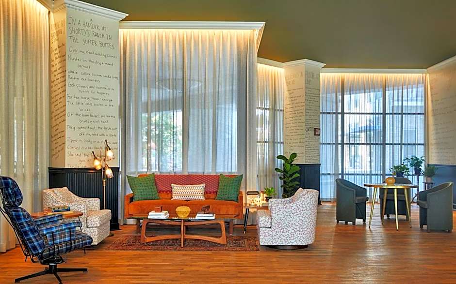 Graduate by Hilton Iowa City