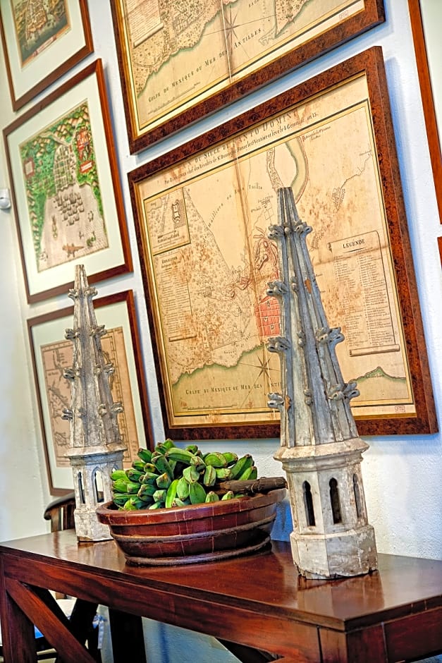 Casas del XVI Boutique Hotel