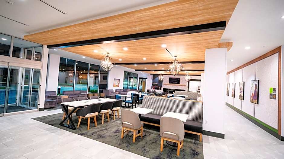 La Quinta Inn & Suites by Wyndham Austin Parmer/Tech Ridge