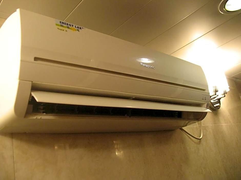 1ST HOMESTAY - HK Taiwan Hostel