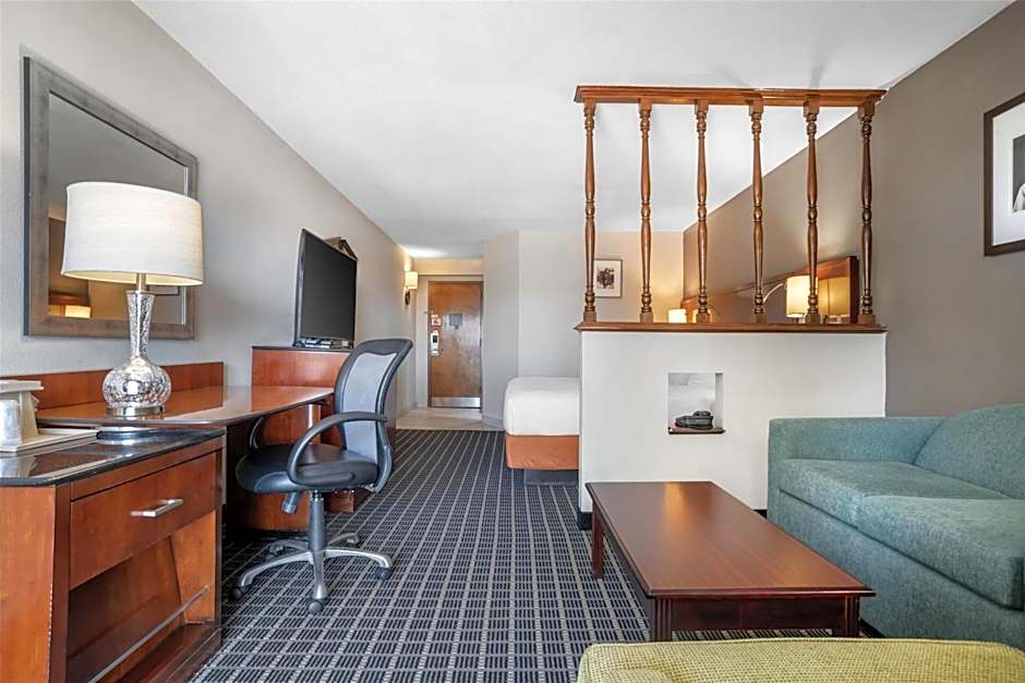 SureStay Plus Hotel by Best Western Greenwood