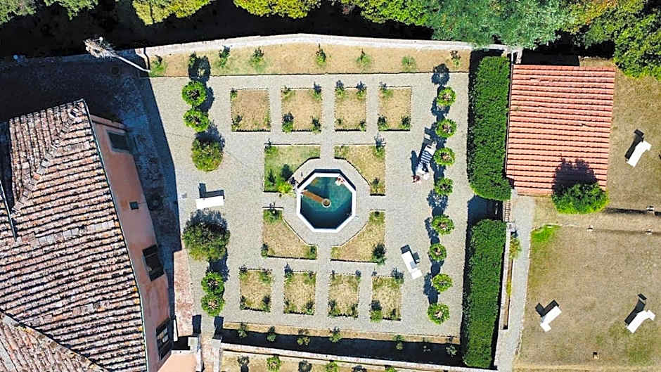 Villa Sardi Small Luxury boutique Hotel