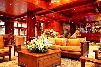 Fox Hotel And Suites