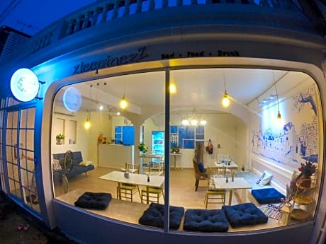 Zleepinezz Hostel
