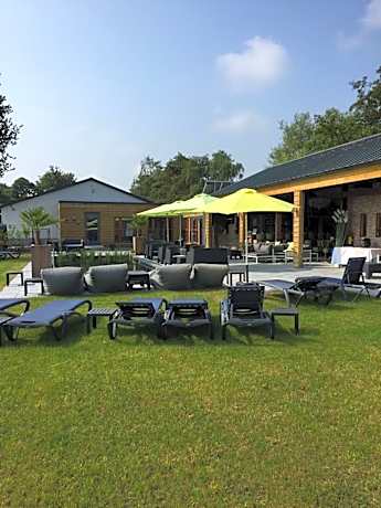 Dunez men only resort