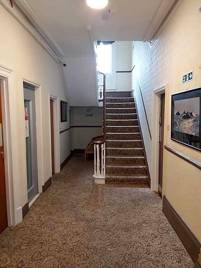 Channel View Hotel