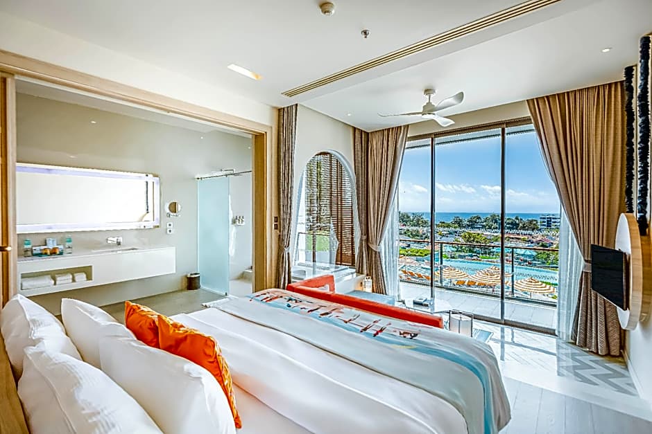 Photo 1 of 18 of Suite