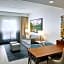 Embassy Suites By Hilton Atlanta Airport North