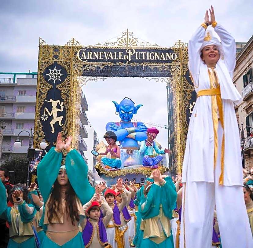 l'angolo di Gaudì, alcoba Capriccio