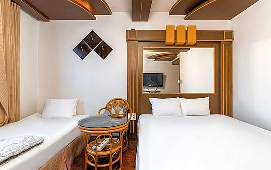 Gongju Hotel del Luna