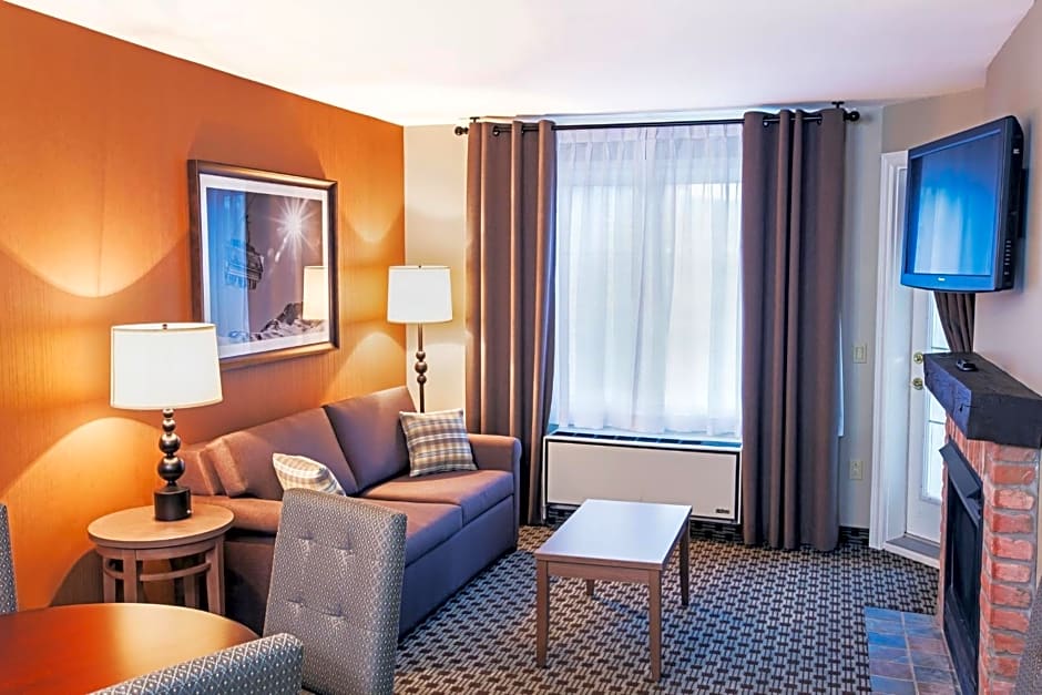 Holiday Inn Express & Suites Tremblant