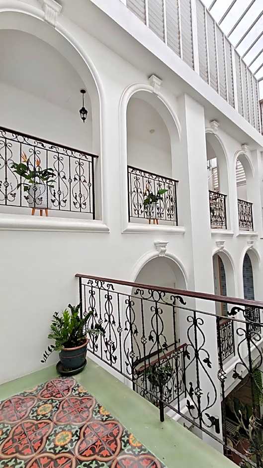 Casa Blanca Boutique Hotel - SHA Plus