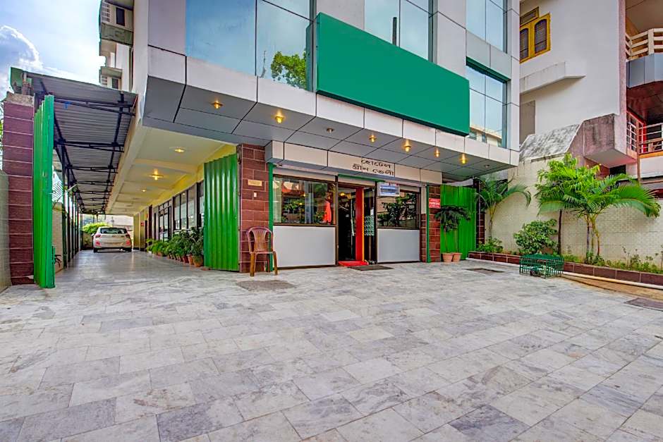 OYO 3356 Hotel Green Valley