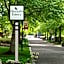 Williamsburg Woodlands Hotel & Suites, an official Colonial Williamsburg Hotel