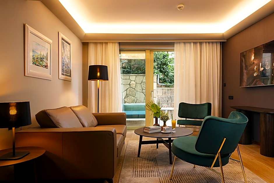 Hotel More