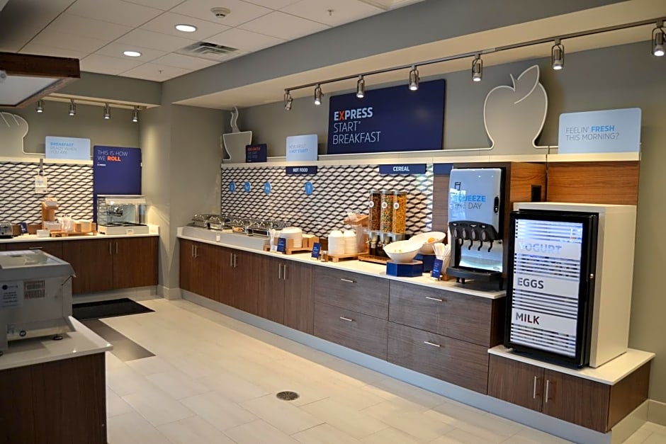 Holiday Inn Express & Suites Goodlettsville N Nashville By IHG