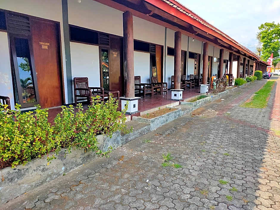 SPOT ON 2465 Hotel Raung View